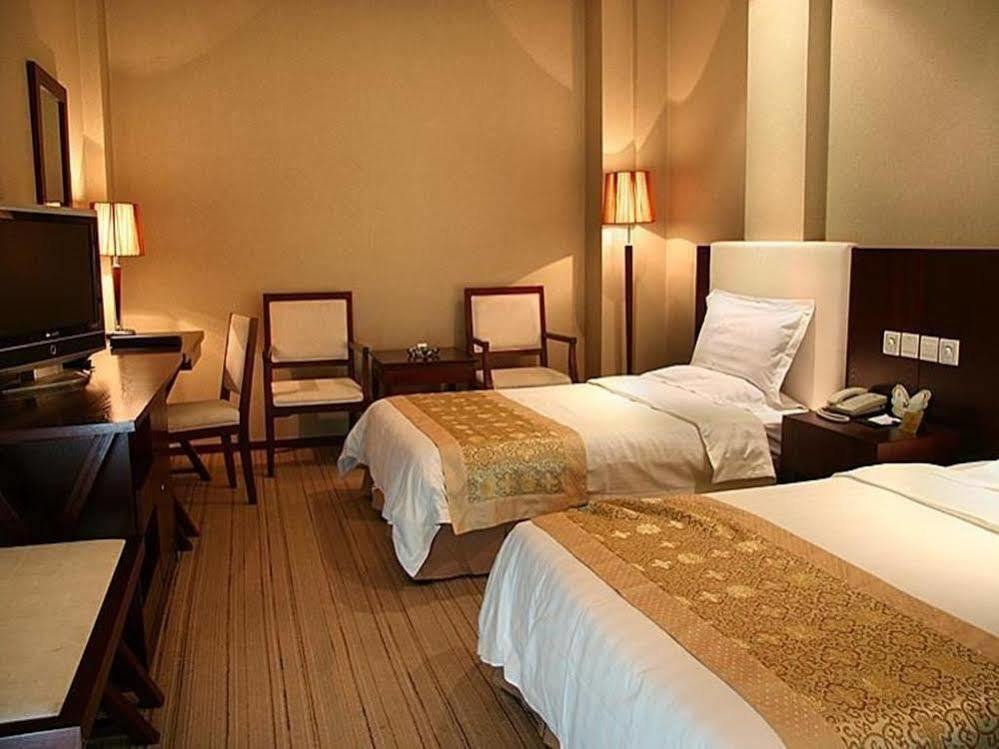 Datong Jinhe Kailong Hotel ภายนอก รูปภาพ
